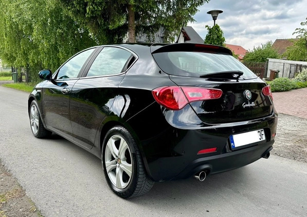 Alfa Romeo Giulietta cena 19900 przebieg: 290100, rok produkcji 2011 z Kraków małe 529